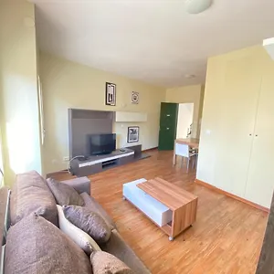 Agi Josep Sabater Apartamento